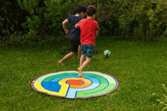 Jogando bola